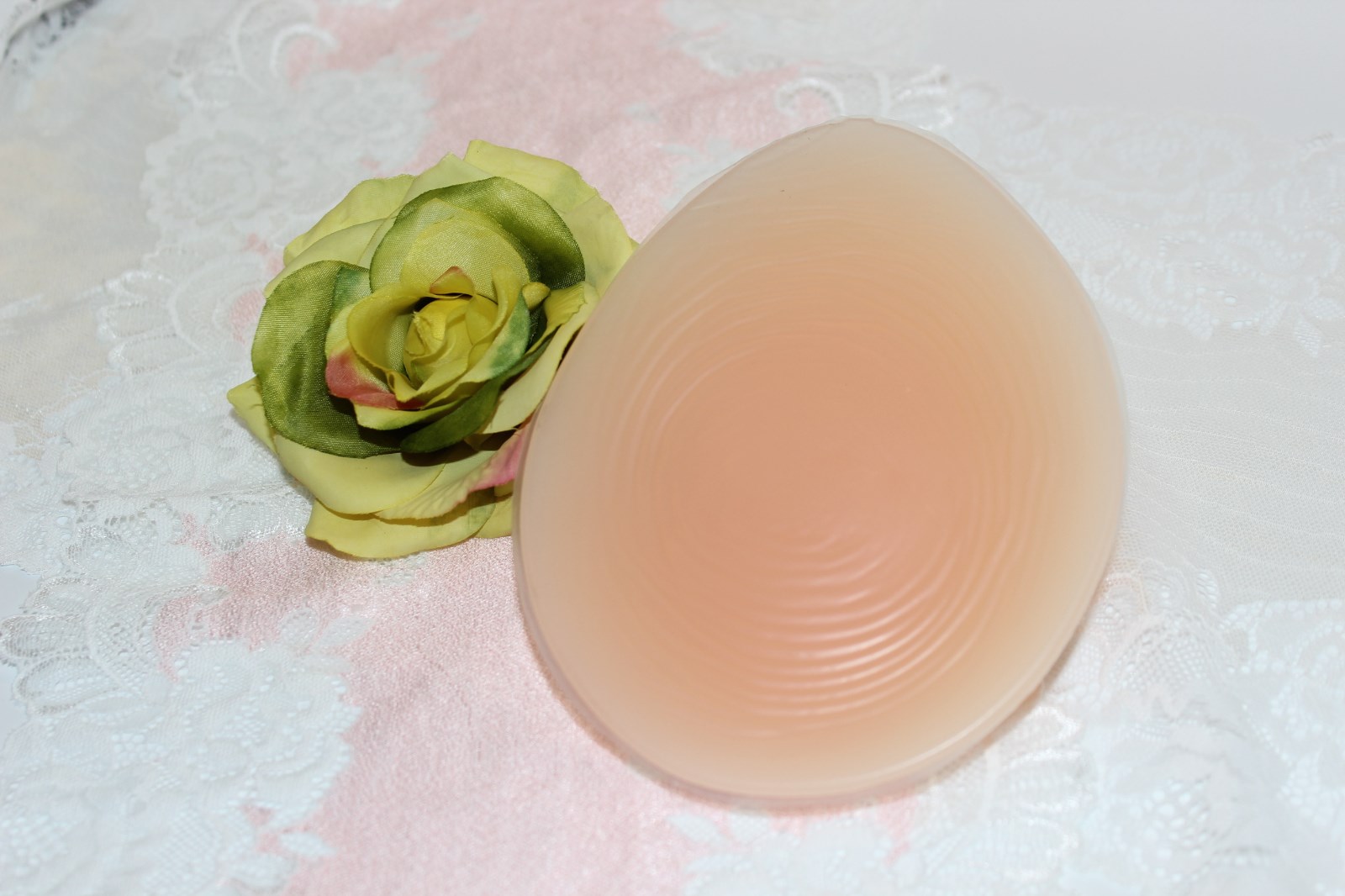 product-Teardrop-shaped Mastectomy Silicone Breast Form Artificial Breast for Cancer Patients CT-XIN